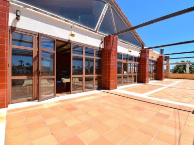 Freehold restaurant exterior in Los Dolses commercial centre, Orihuela Costa, with outdoor terrace seating